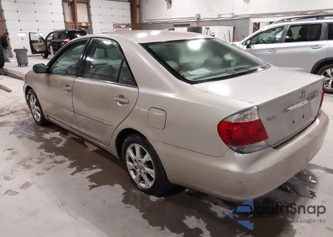 2005 Toyota Camry Xle из США, поврежденный, VIN 4T1BE30K95U599036